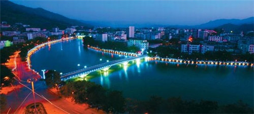 油炸餐饮设计图纸怎么画