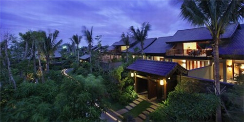 中国十大首富都属什么（中国十大首富是）